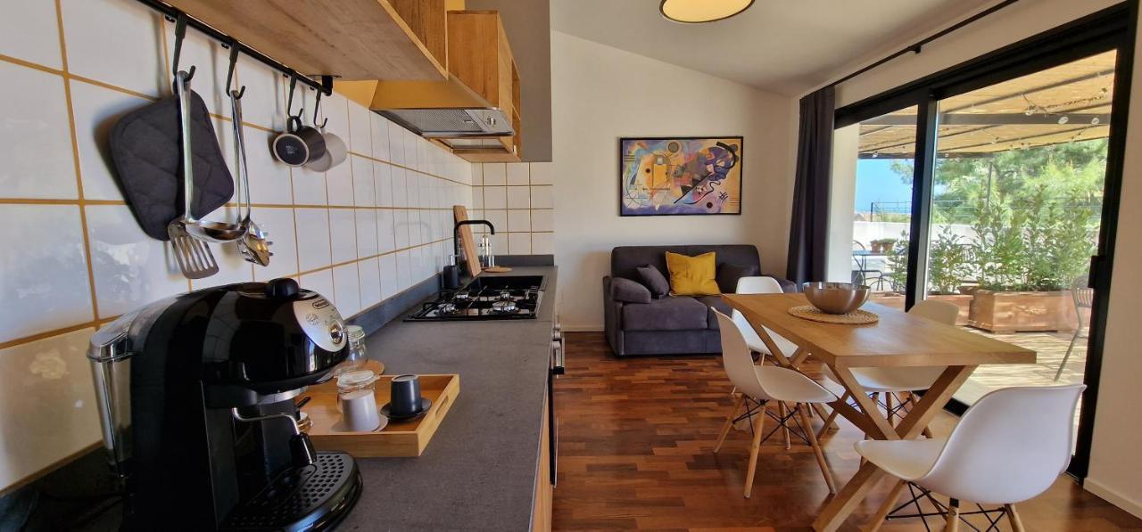 Petrasicula Apartment Ачи-Трецца Екстер'єр фото