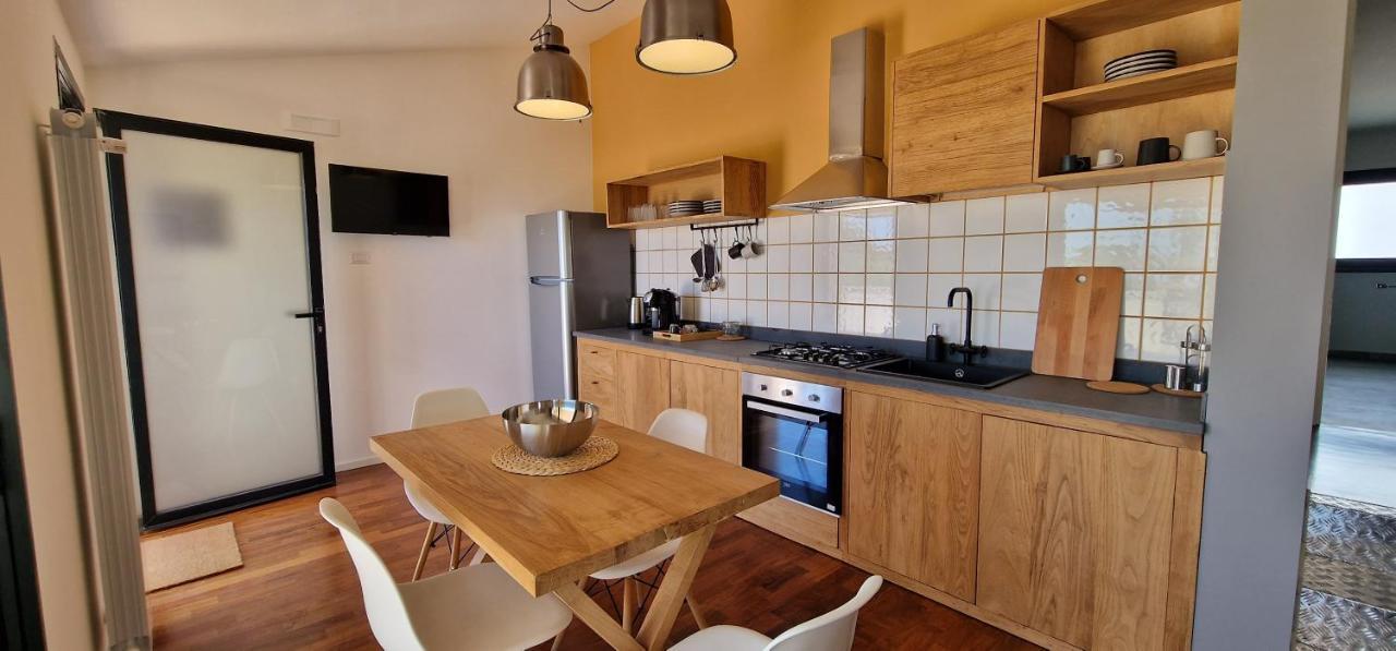 Petrasicula Apartment Ачи-Трецца Екстер'єр фото